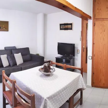 Apartament Eva & Travel - Cal Marcel Prades Zewnętrze zdjęcie
